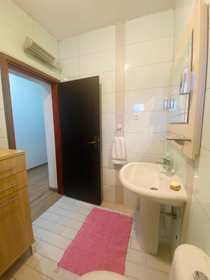 Apartmani Janja Starigrad Exterior photo